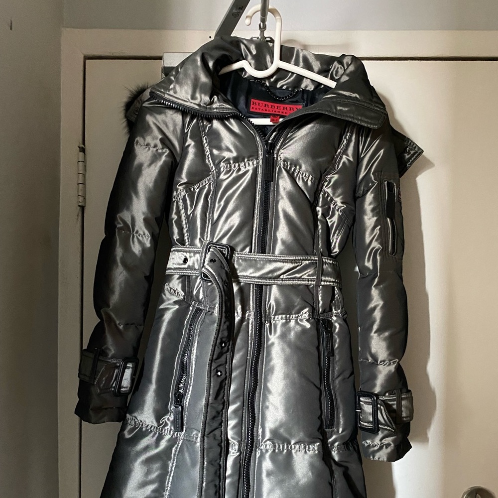 Burberry jacket! Size 4 uk or size 2 US. Beautiful fox fur hood. Stunning coat